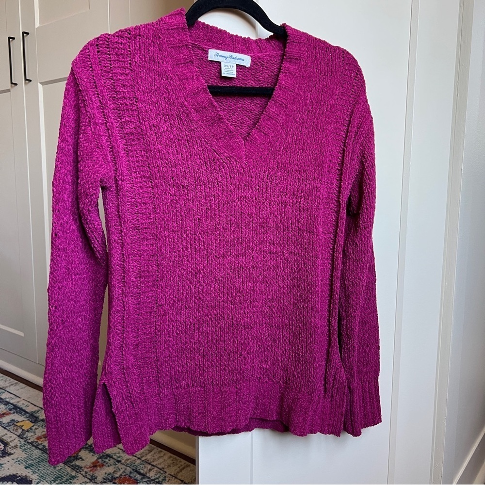 Tommy Bahama Malibu Chenille V-Neck Sweater in Santa Ana size xs